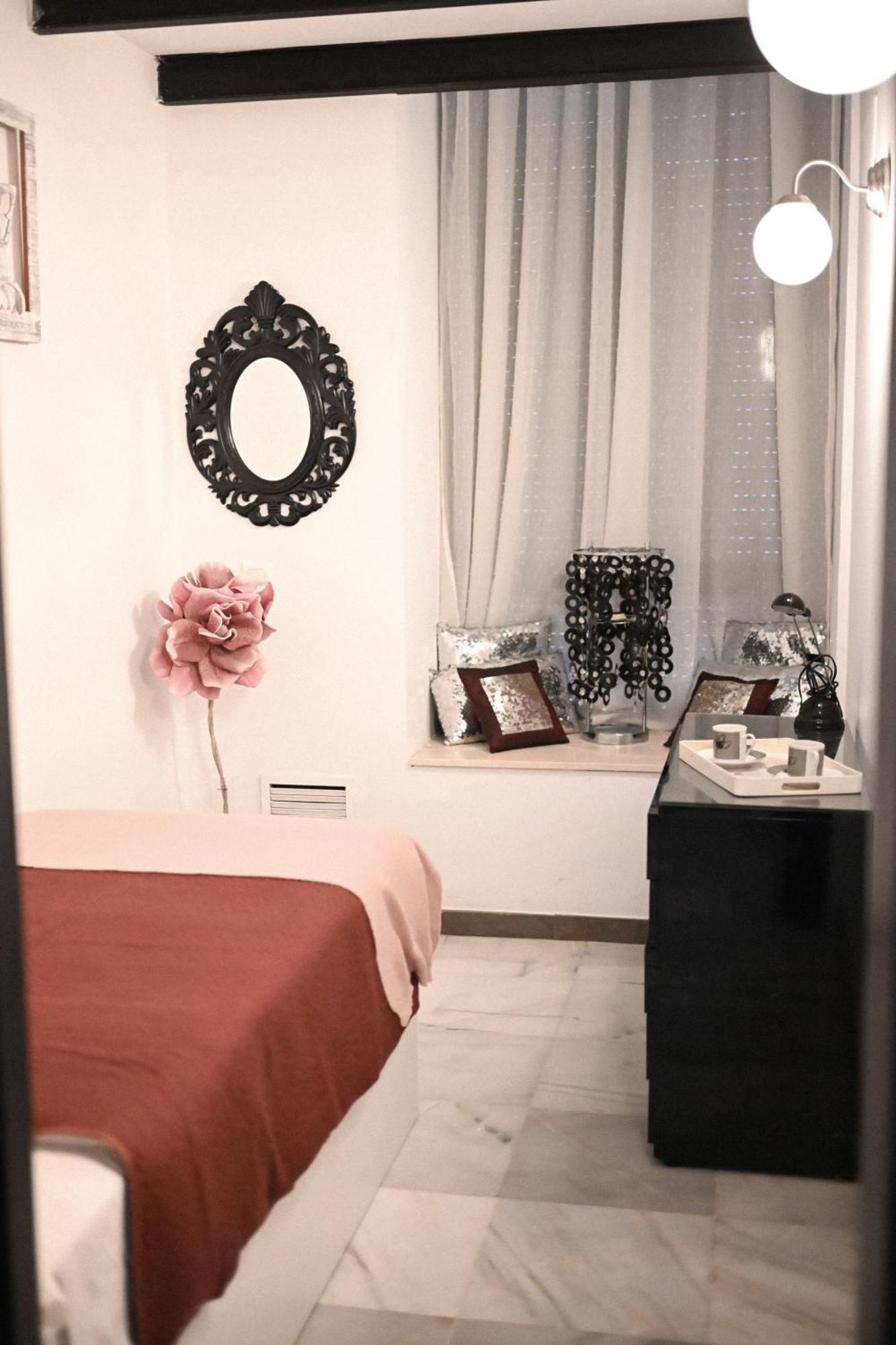 Duplex Proximo A Plaza De La Alameda Lejlighed Sevilla Eksteriør billede